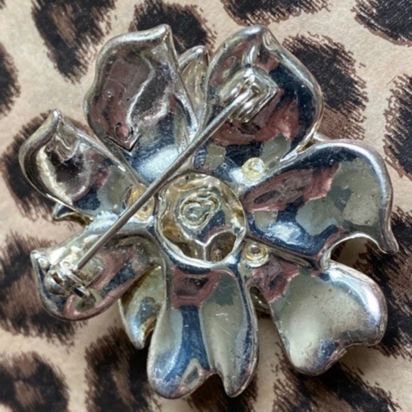 VINTAGE LIZ CLAIBORNE *HP* Floral Brooch - Picture 3 of 7